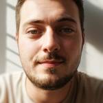 Вячеслав Николаев